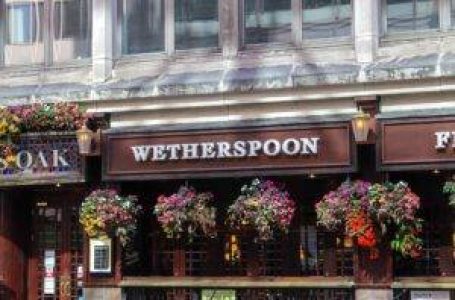 Wetherspoon profits jump as Covid recovery continues