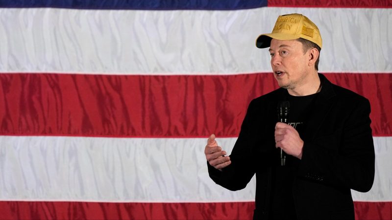  Elon Musk quietly donates ‘very substantial’ amount to PAC to canvass Hispanic voters