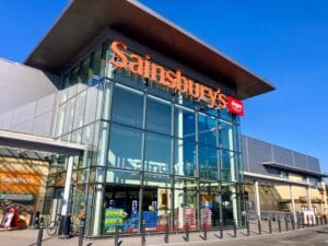  Sainsbury’s sees food sales rise, but Argos drags on first-half performance