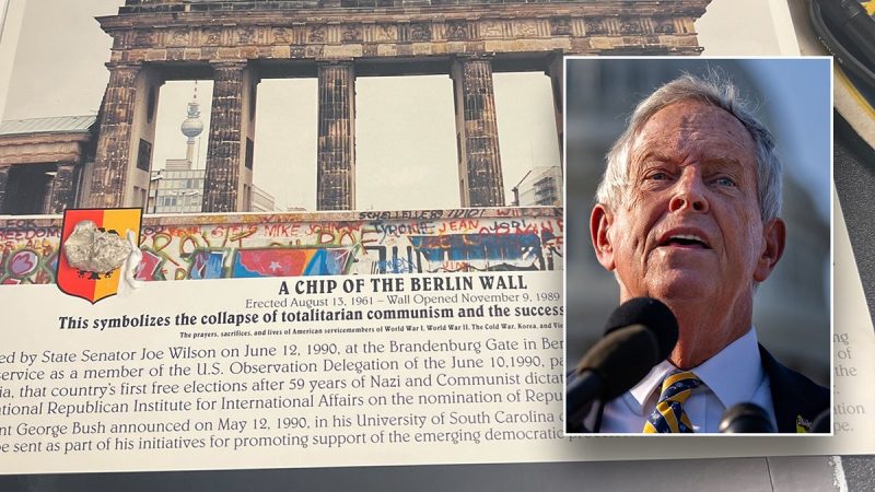  Joe Wilson gifts ‘chip of the Berlin Wall’ to GOP lawmakers in bid for top committee spot